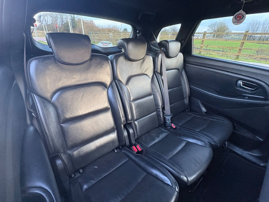 2016 Kia Carens Platinum 1.7D 7 SEATER €11,900