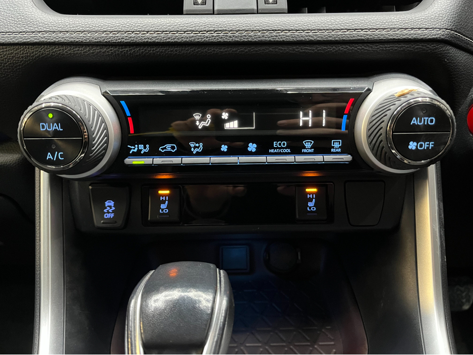 2020 Toyota Rav4 €30950! 2020 TOYOTA RAV4 HYBRID G 2.5 AUTOMATIC / CRUISE CONTROL / REVERSE CAMERA / ELECTRIC MEMORY & HEATED SEATS / HEATED STEERING WHEEL €30,950