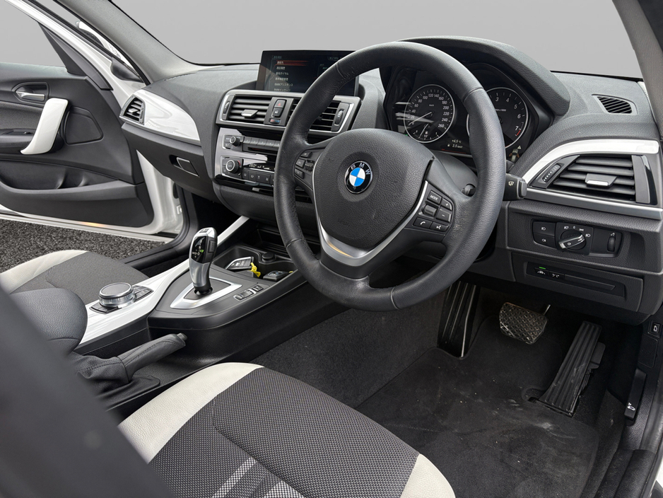 2017 BMW 1 Series - image 15