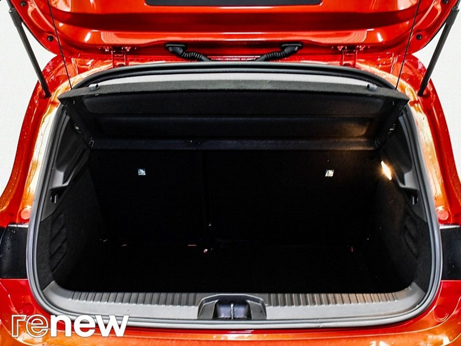 2025 Renault Clio - image 12