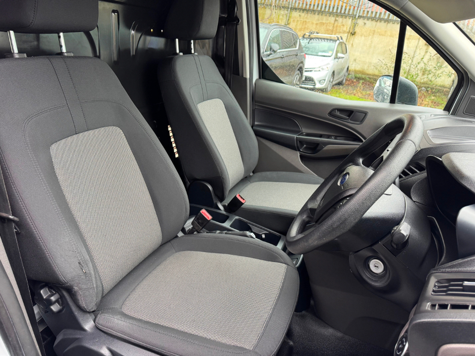 2022 Ford Transit Connect 1.5 TDCI SWB // PRICE EXCL. VAT // ONLY 61K KM'S // FULL SERVICE HISTORY // EXCELLENT CONDITION // ONE OWNER // €11,341