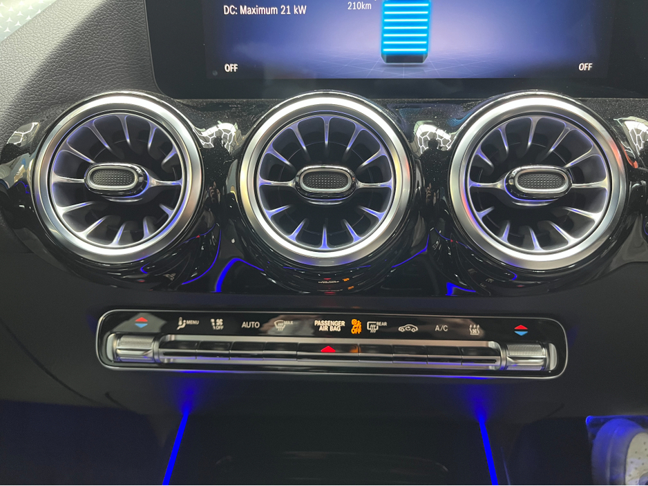 2021 Mercedes-Benz EQA - image 24