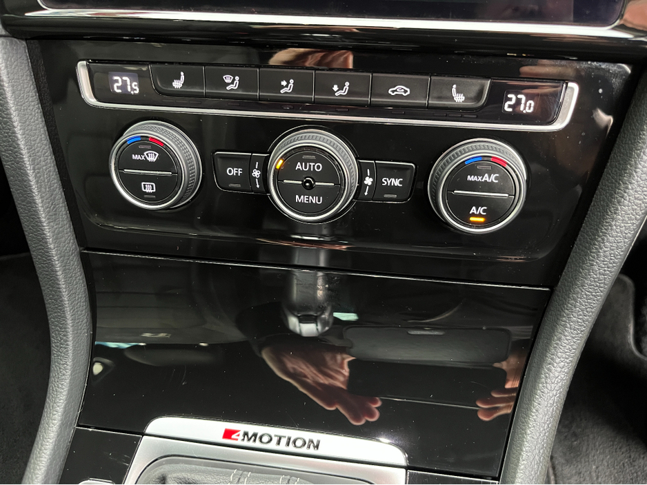 2019 Volkswagen Golf - image 18