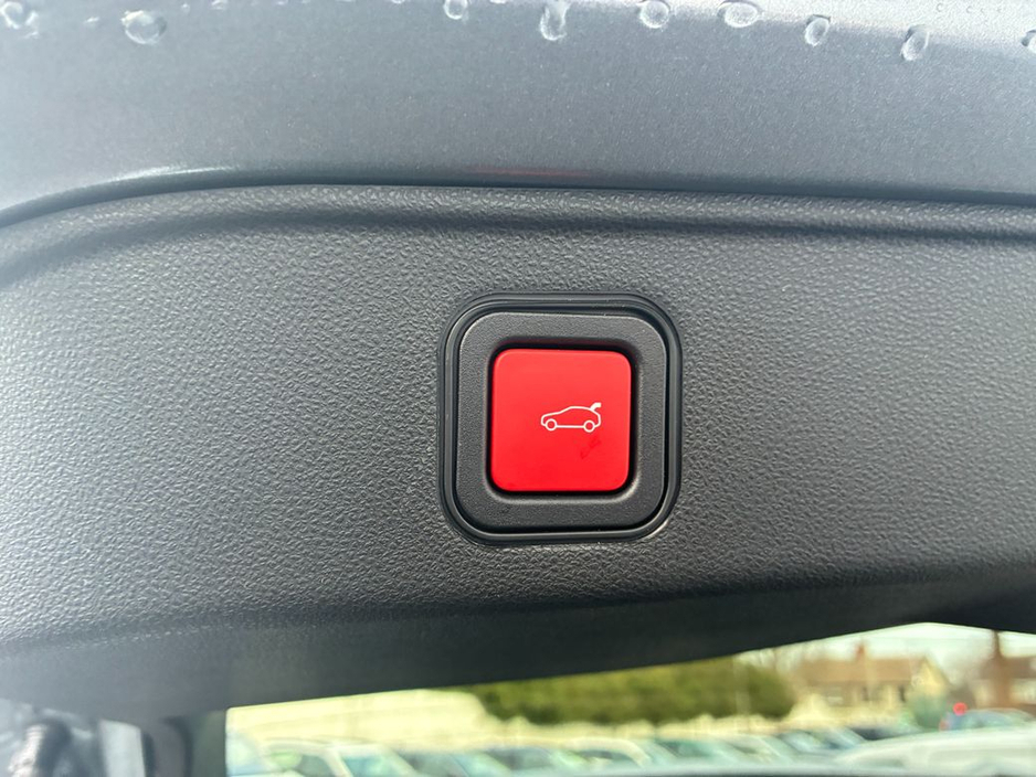 2026 Alfa Romeo Junior "ELETTRICA SPECIALE" Electric EV, 54kW, 156bhp €36,995