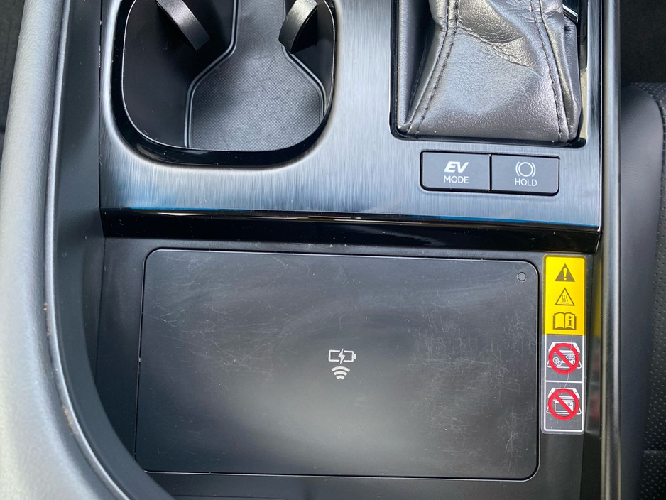 2024 Lexus ES 300 H - image 22