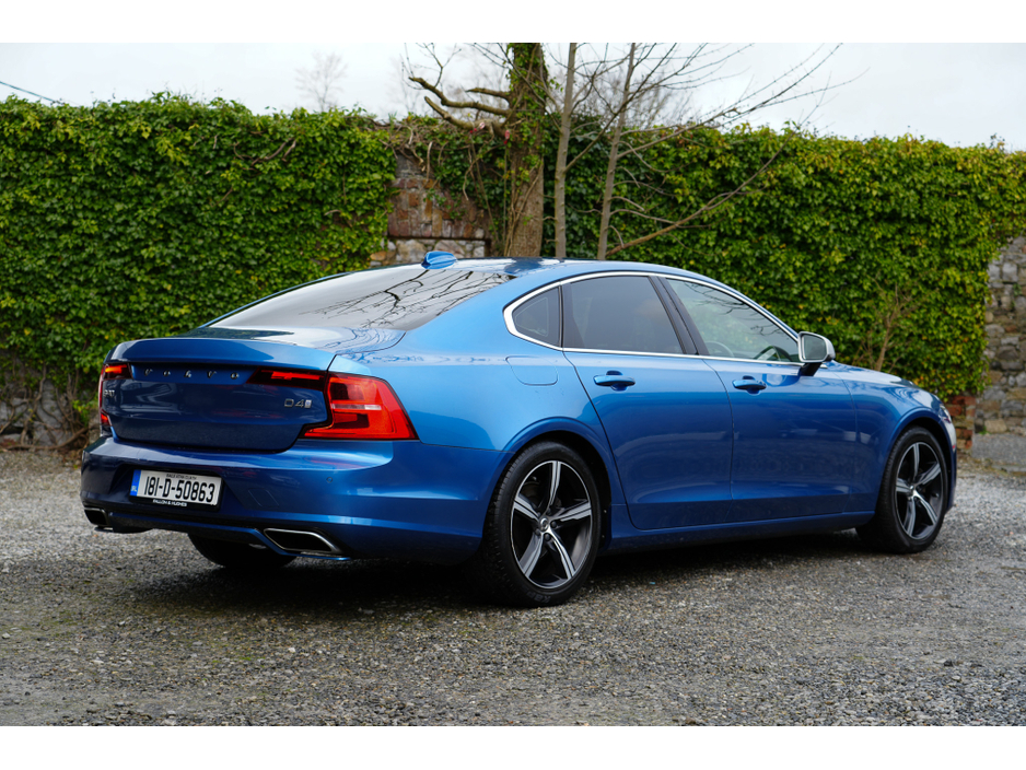 2018 Volvo S90 - image 3