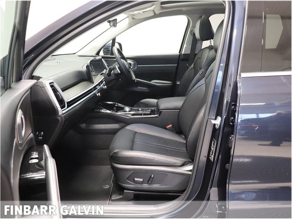 2024 Kia Sorento - image 10