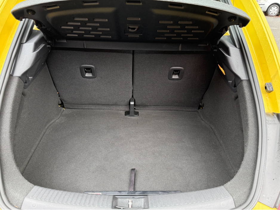 2013 Volkswagen Beetle 1.2tsi Automatic, Only 88kms, Only 88kms, New Nct 02/2027, Bluetooth, Apple Car Play, Android Auto, Reversing Camera, Full Leather, Heated Seats, Cruise Control, Alloys, A/C, Service & Warranty, SIMI, €10,950