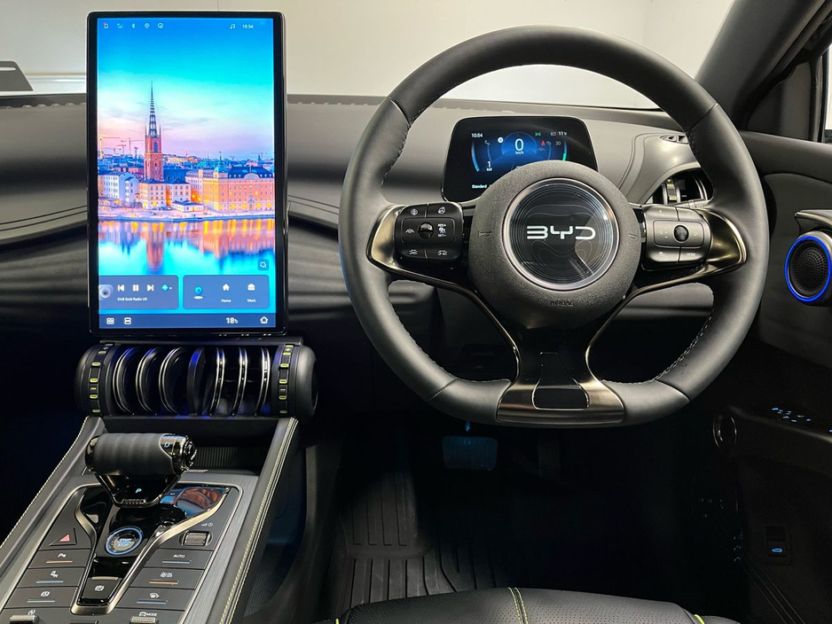 2025 BYD ATTO 3 - image 14