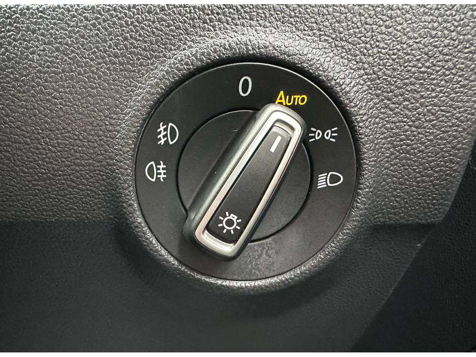 2018 Volkswagen T-Roc 1.0 TSI DESIGN 115HP LOW KM €17,995