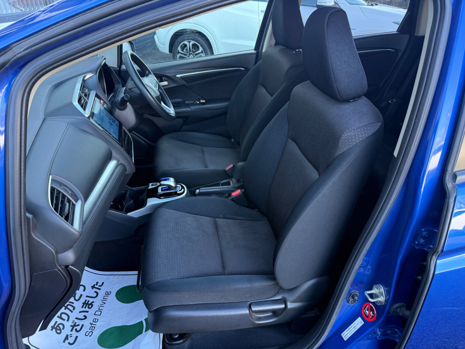 2014 Honda Jazz - image 20