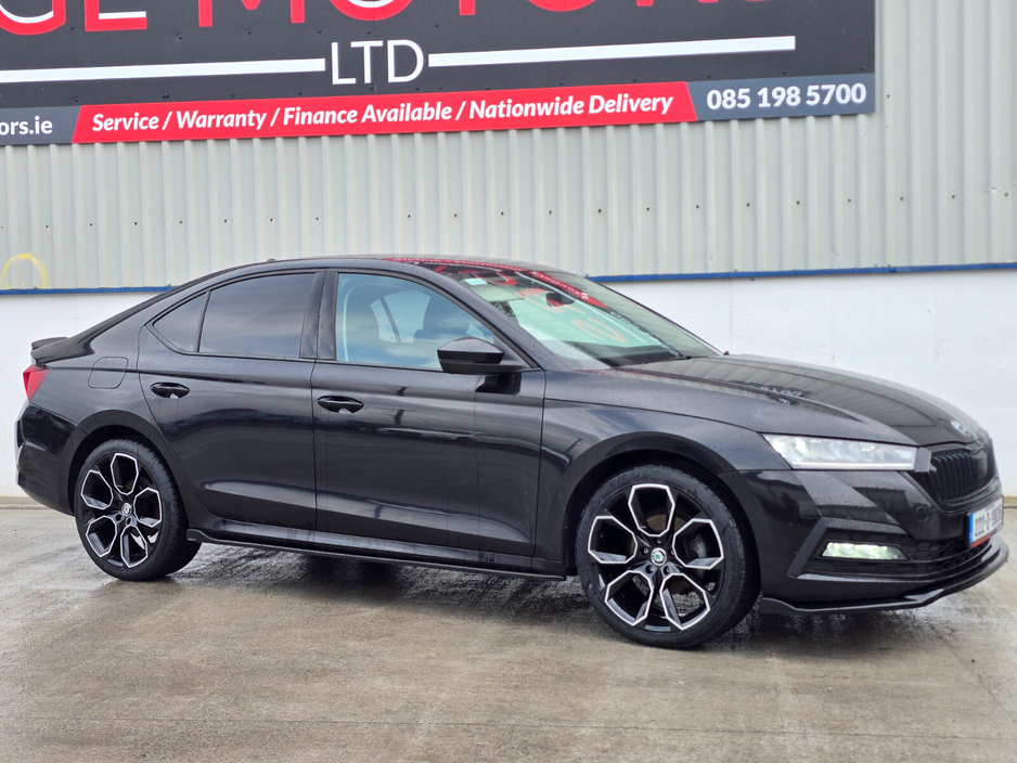 2022 Skoda Octavia - image 4