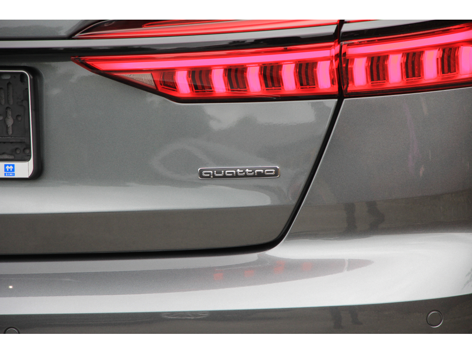 2025 Audi A6 Quattro Black Edition * Carbon and tech packs €72,950