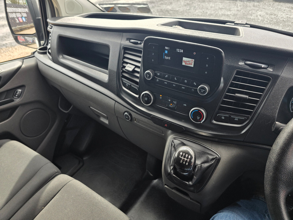 2021 Ford Transit - image 10