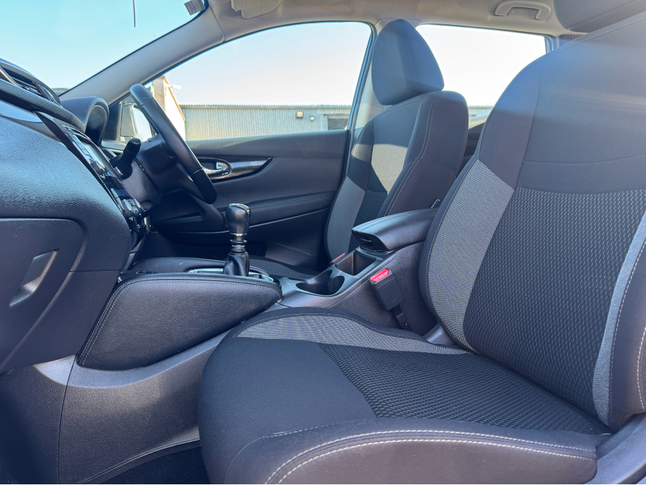 2020 Nissan Qashqai - image 21