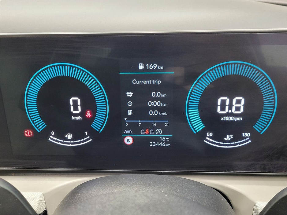 2025 Hyundai Tucson - image 5