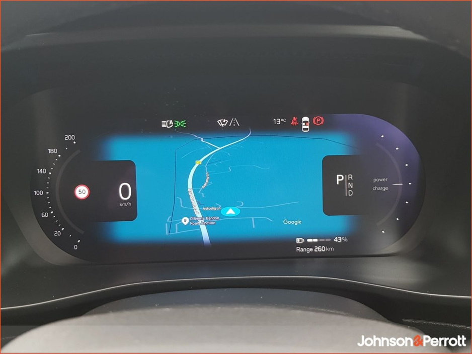 2023 Volvo C40 - image 23