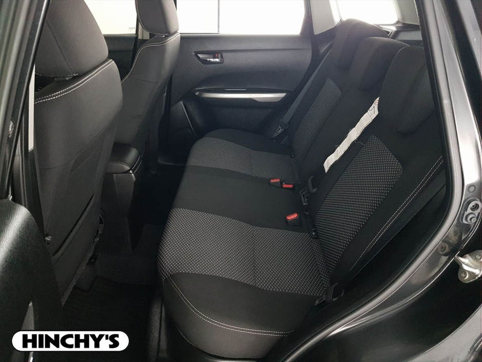 2021 Suzuki Vitara - image 7