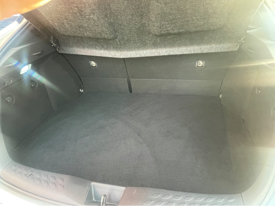 2018 Toyota C-HR - image 9