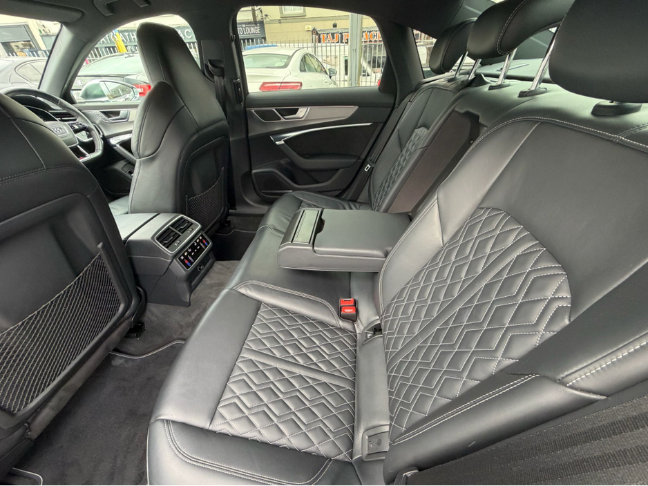 2020 Audi S6 - image 15