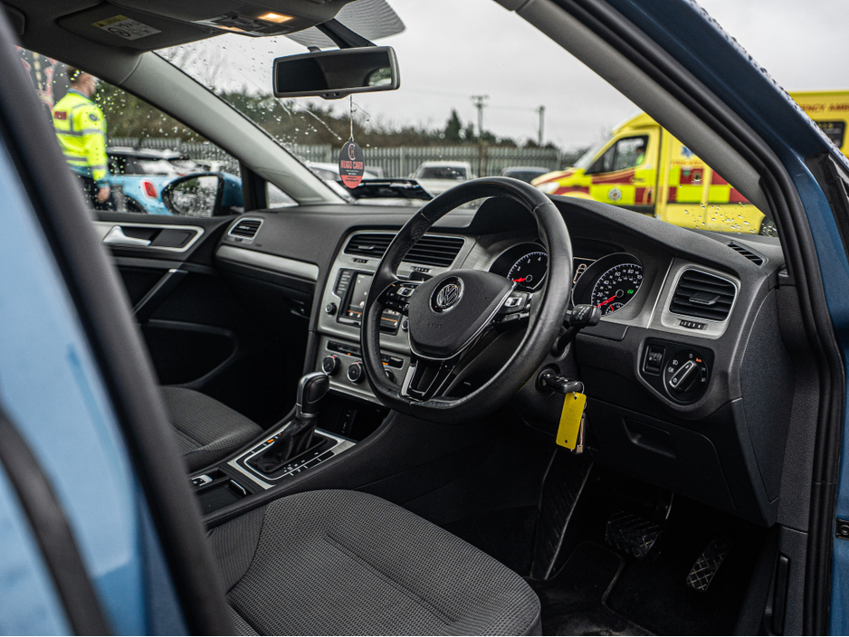 2016 Volkswagen Golf 2016 VW Golf 1.4tsi Auto/High spec/1yr warranty €12,888