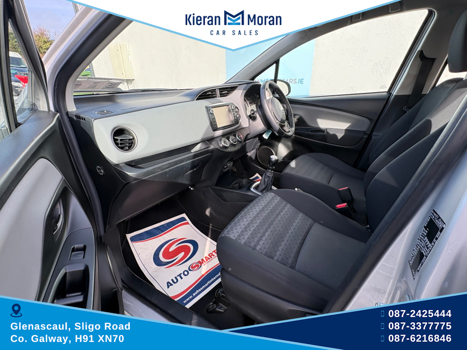 2016 Toyota Yaris - image 12