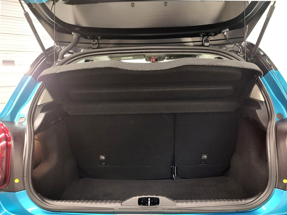 2023 Citroen C3 - image 11