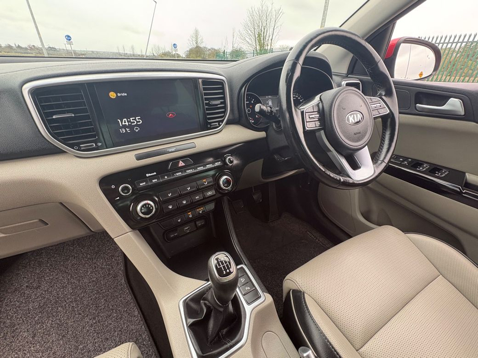 2021 Kia Sportage - image 11