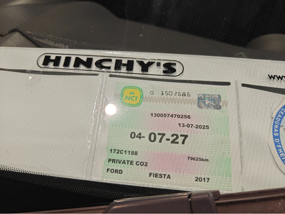 2017 Ford Fiesta - image 9