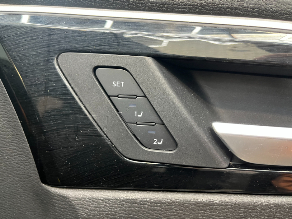 2023 Mitsubishi Outlander - image 14