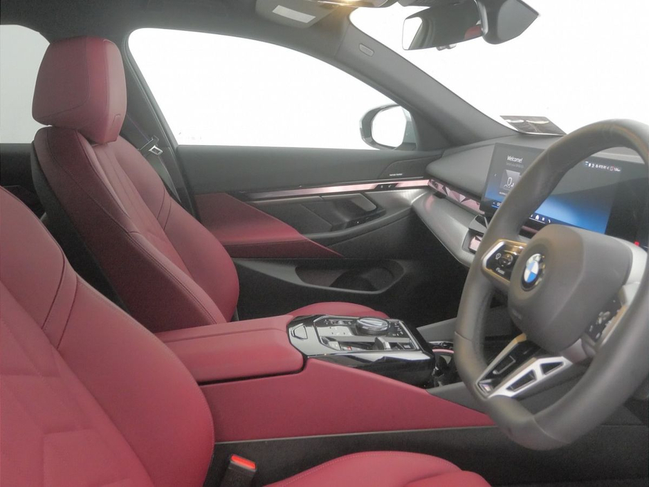 2025 BMW 5 Series - image 12