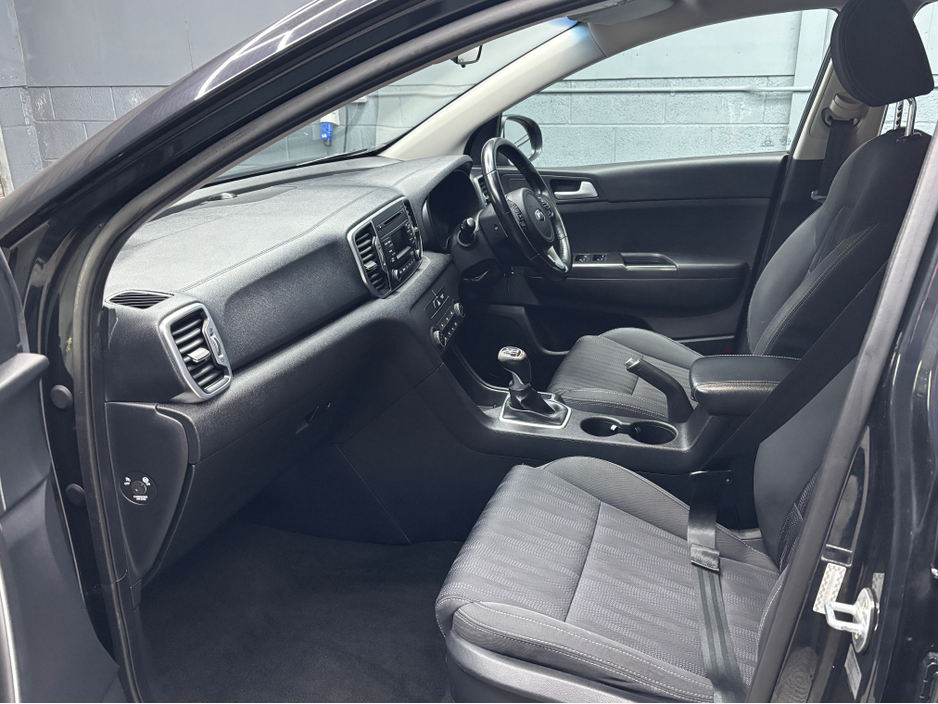 2017 Kia Sportage - image 8