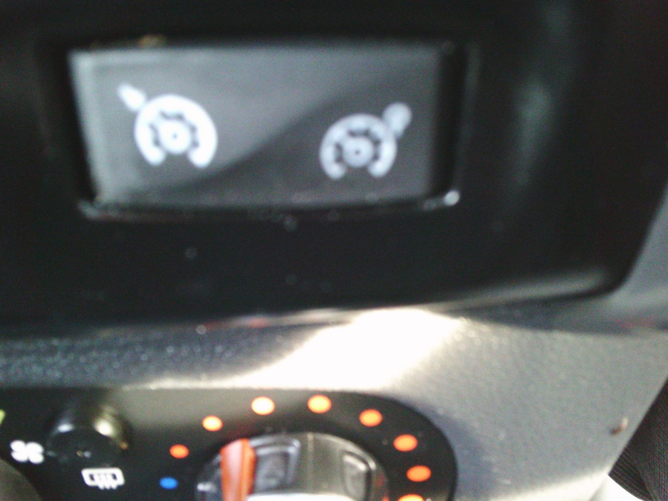 2018 Dacia Duster - image 16