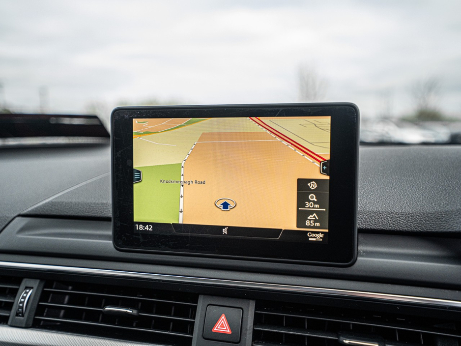 2016 Audi A4 - image 25