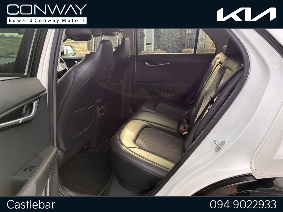 2023 Kia Niro - image 21