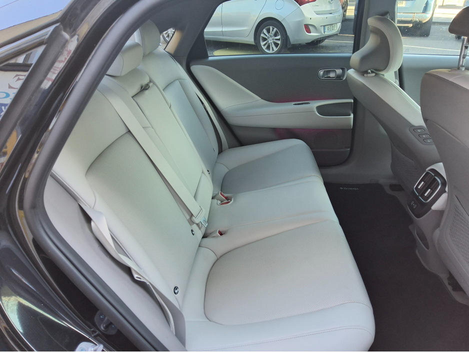 2023 Hyundai Ioniq 6 - image 11