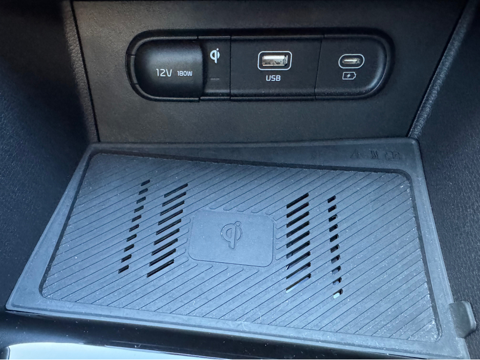 2024 Kia Sportage - image 32