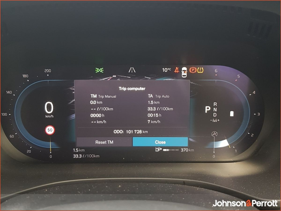 2022 Volvo XC60 B4 197bhp Diesel MHEV Momentum (Two Year Volvo Selekt Warranty + Two Year Volvo Service Plan) €46,900