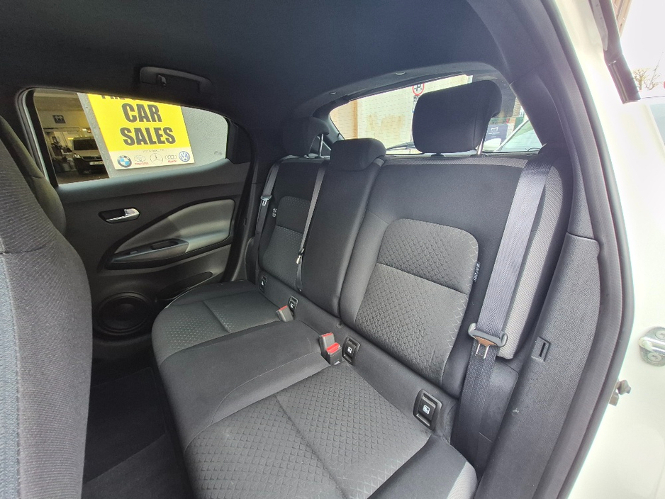 2020 Nissan Juke - image 18