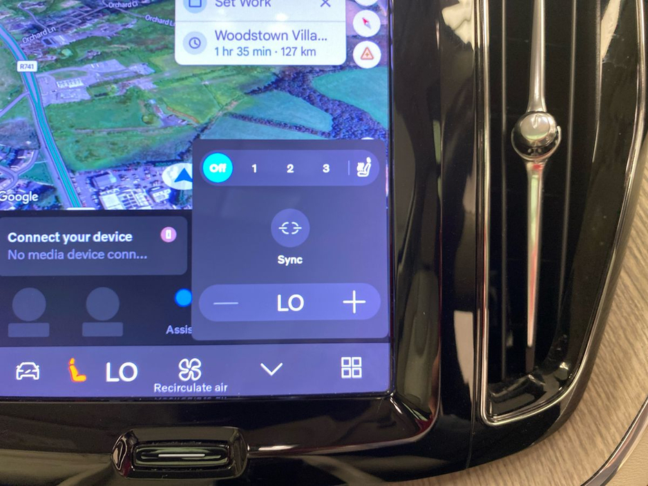 2023 Volvo XC60 - image 22