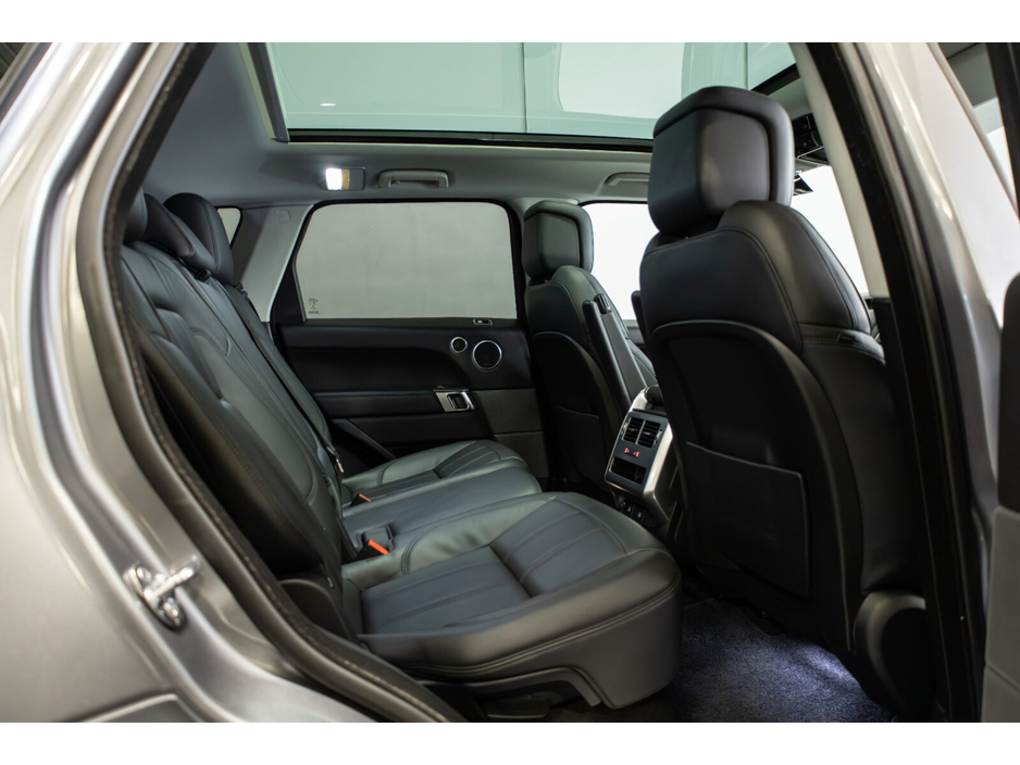 2021 Land Rover Range Rover Sport - image 12