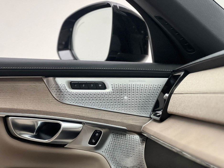 2025 Volvo XC90 ULTRA T8 RECHARGE 2.0 PHEV *7 SEATER* €87,990