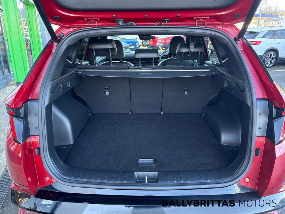 2025 Hyundai Tucson - image 12