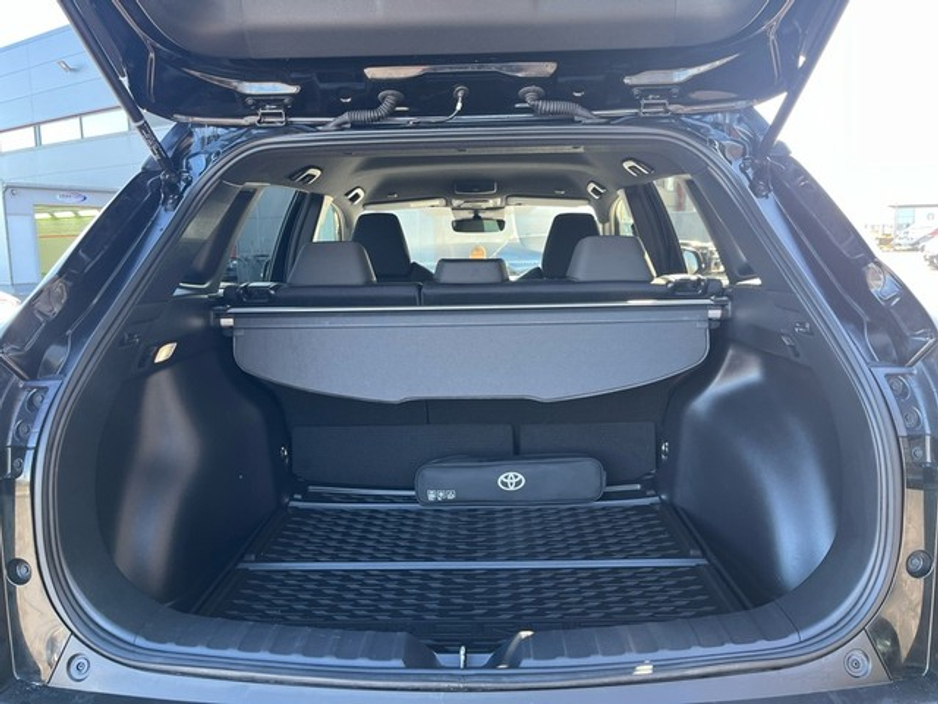 2024 Toyota Corolla Cross - image 10