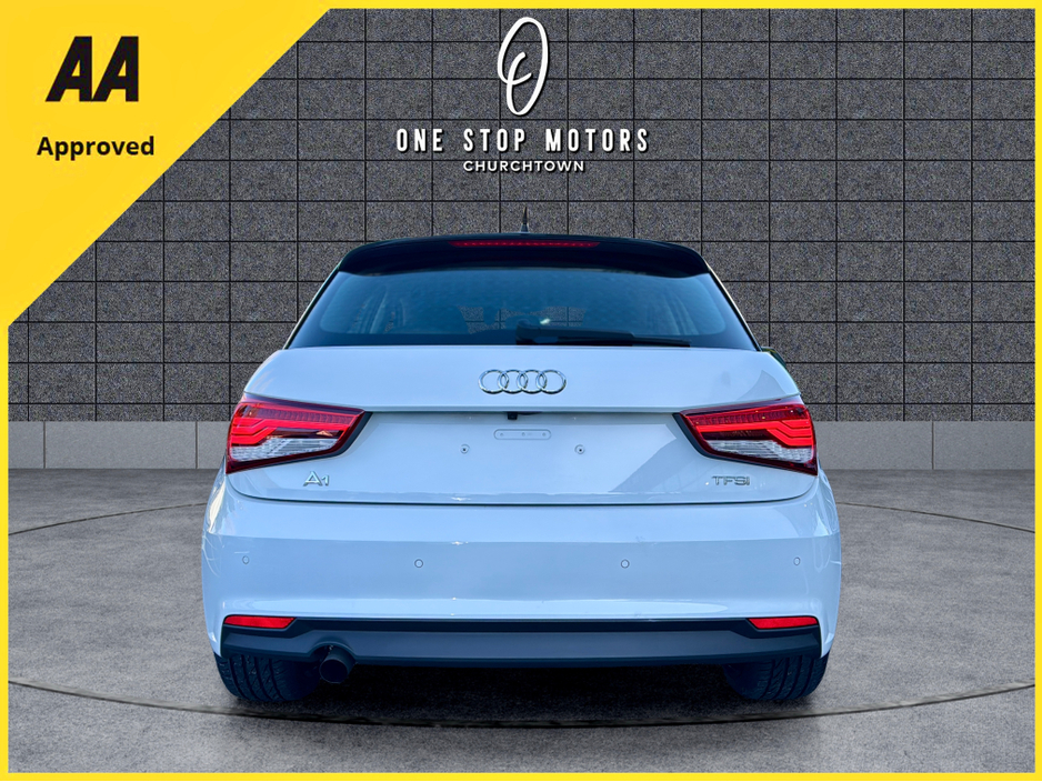 2017 Audi A1 - image 10