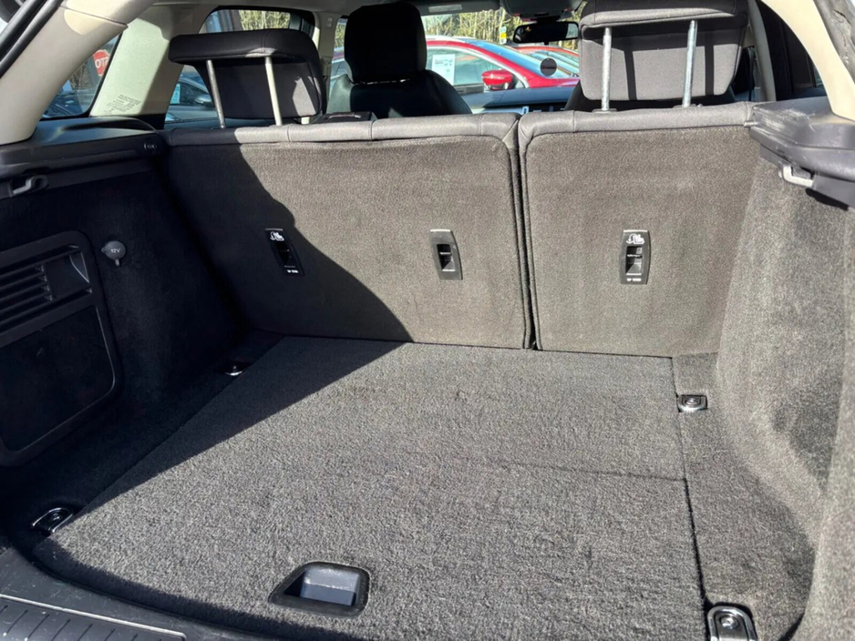 2016 Land Rover Range Rover Evoque 2.0 eD4 Pure €15,000