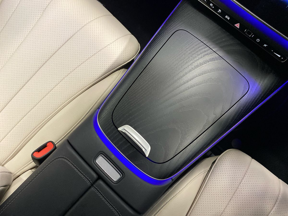 2025 Mercedes-Benz E Class E 300 e AMG Line Plus €76,950