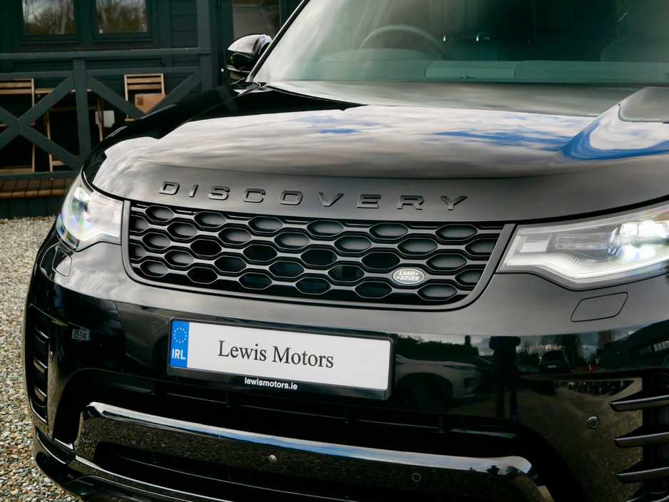 2025 Land Rover Discovery  €138,950