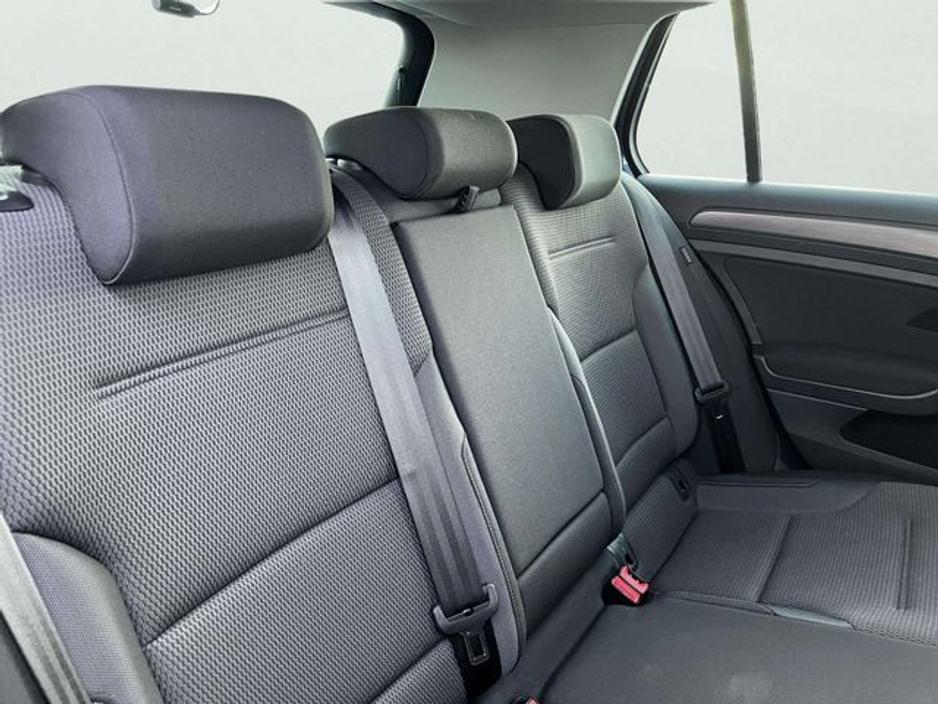 2019 Volkswagen Golf 2.0 TDI Automatic €23,995