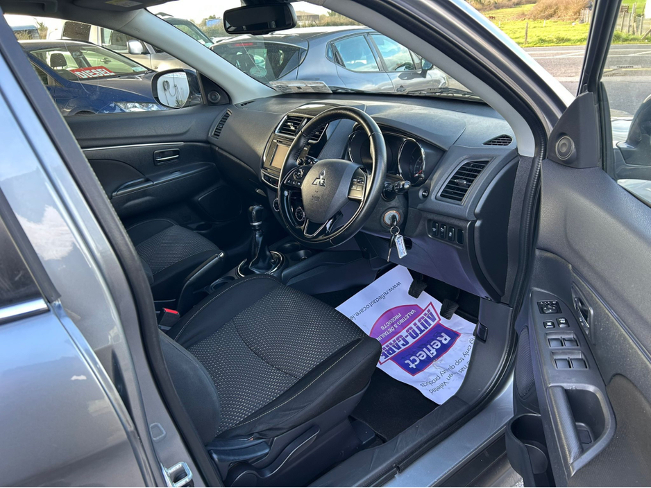 2016 Mitsubishi ASX - image 9